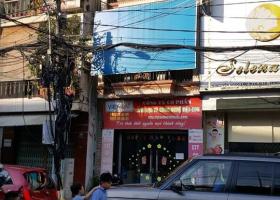 9. Chính chủ cần bán gấp nhà đường Trần Bình Trọng, DT: 4.3x12m, giá chỉ 9.3 tỷ TL 5209403