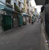 Bán nhà MT hẻm 283, đường CMT8, P. 12, Q. 10, DT: 4,2x17m, 4 lầu, giá rẻ 5252429