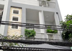 Cần bán gấp nhà cực đẹp khu biệt thự đường Thành Thái quận 10 , diện tích : 6.1m x 17.6m - 4 lầu , giá cực rẻ. 5365632