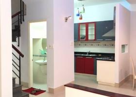 Bán nhà hẻm xe tải Hoàng Hoa Thám, 62m2, ô tô vào nhà, giá 7,4 tỷ 5400149