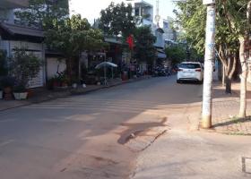 Nhà 2 mặt tiền đường 297, Phước Long B, diện tích 103m2 gần chợ 339 5675913