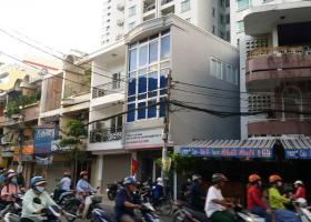 Cần bán căn nhà mặt tiền đường Quang Trung, P14, Q. Gò Vấp, DT 7x27m, nhà nát, giá 18.5 tỷ 5693206