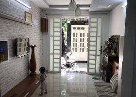 Áo Em Chưa Cởi 1 Lần