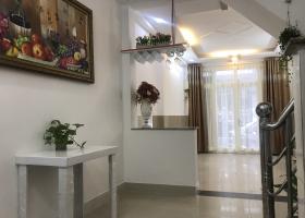 Nhà MT gần Hoàng Văn Thụ, PN nhà nát dành cho khách kinh doanh 6139596