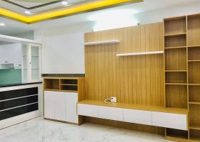 Nhà Huỳnh Văn Bánh 54m2, HXH, Cách MT 20m Sổ Vuông Đẹp 6149782
