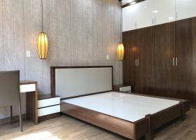 Bán khách sạn mặt tiền Quận 1,Trần Quang Khải,DT:600m2,hầm 8 lầu, thu nhâp 160tr/th 6569890