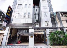 Bán gấp đi định cư, siêu góc 3 MT Lê Thánh Tôn - Thái Văn Lung, P. Bến Nghé, Q1, DT: 9.2x18m, 4 lầu thuê 340tr/th 120 tỷ. 6694320