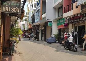 Nhà Lạc Long Quân Quận 11, Lô góc, 2 Mặt Hẻm Ôtô Tránh 5.15tỷ 0931258678 6765522