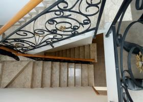 Bán Nhà khu phố Người Nhật Thái Văn Lung Q1, DT 4,5x14m, nhà 4 lầu, đang cho thuê 55 tr, Giá 23 tỷ 6795902