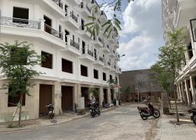 Cần bán căn nhà phố cao cấp đường Hà Huy Giáp, phường Thạnh Lộc, quận 12. 6821320
