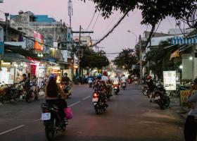 Cần tiền bán gấp nhà đường Lạc Long Quân, p5, q.11, DT lớn: 4x17, nở hậu chỉ 7.2 tỷ, LH:0915190011 6867369