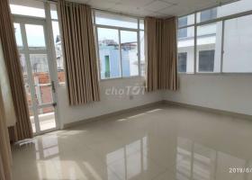 Định cư cần bán gấp nhà p.10, q6, DT: 5x11 (nở hậu lên tới 5.4m), giá bán gấp chỉ 6.7 tỷ, LH:0915190011 6885082