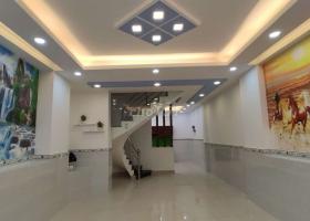 Định cư cần bán gấp nhà p.10, q6, DT: 5x11 (nở hậu lên tới 5.4m), giá bán gấp chỉ 6.7 tỷ, LH:0915190011 6885082