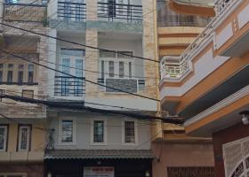 Bán Nhà Hẽm Phan Huy Chú DT 4.3 X12m KC 3 Lầu giá 9 tỷ q5. 6896215