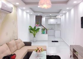 Bán nhà đẹp vào ở ngay đường Lê Văn Sỹ thông Trường Sa. DT: 4*20M, vuông vắn 6901224