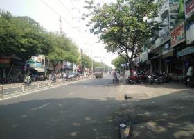Cần bán gấp MT Minh Phụng, q.11, giá chỉ 11.5 tỷ, LH: 0915190011 6920957