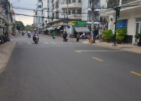 Cần tiền bán gấp nhà Mặt tiền P.1, Q.6, Cao Văn Lầu, DT: 4x16m, chỉ với 17 tỷ 2, LH: 0915190011 6993605