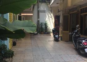 Bán gấp nhà trong cư xá Nguyễn Trung Trực, phường 12, quận 10, DT 6.3x18m. 3 lầu 7125982