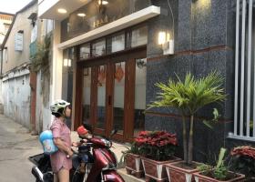 Bán nhà MT nội bộ Cư Xá Lê Đại Hành, DT: 4x18m, Trệt, 4 lầu, xe hơi vô tận nhà, chỉ 10 tỷ 8, LH: 0915190011 7138285