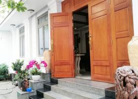 Bán biệt thự mặt tiền Nguyễn Văn Hưởng, MT sông Sài Gòn, 1911m2, giá tốt nhất, 7175413