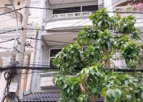 Bán nhà góc 2 Mặt tiền 107 Nguyễn Thiện Thuật, P2, Q3. Diện tích 4.5x14m, 4 tầng, giá bán 12.5 tỷ 7228763