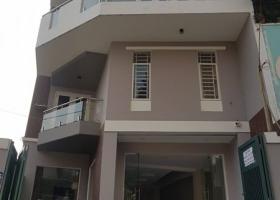 Tôi cần bán gấp nhà HXH Trần Tuấn Khải Quận 5 dt 3.6*12m nở hậu 5m. 7250365