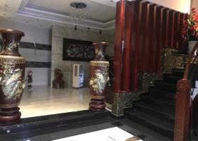 Bán nhà cấp 4 đường Lê Quang Định, (7.4m x 25m nở hậu: 10m) giá 11.2 tỷ, đơn giá 56 triệu/m2 	 7273512