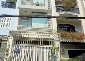 Bán nhà đường Hồ Xuân Hương, Bình Thạnh, 56m2, 3 tầng, giá chỉ 6,5 tỷ. 7338886