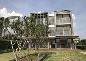 Cần bán Villa sân vườn khu HOLM Thảo Điền, Q.2, 11x26m. 3 tầng nội thất cao cấp, giá 70 tỷ 7378876