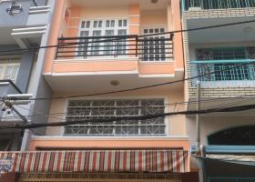 Bán gấp nhà hẻm xe tải Hậu Giang (3 MT hẻm), DT: 4x15m vuông vức, chỉ 6 tỷ 3, LH: 0915190011 7381084