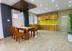 Bán nhà HXH đường Nguyễn Tri Phương phường 5 quận 10, DTSD: 160m2, giá 6.9 tỷ, mua ở rất tốt 7441737