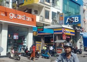 Bán gấp nhà hẻm Trần Bình Trọng Q5 dt 5.5x21m giá 10.2 tỷ 7443654