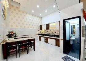 Chỉ 4,5 tỷ, Hẻm xe hơi, CMT8, Quận 10, 35m2, 3 tầng 3 phòng 7491513