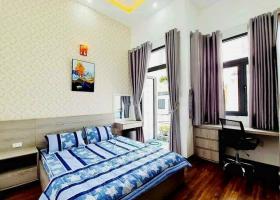 Chỉ 4,5 tỷ, Hẻm xe hơi, CMT8, Quận 10, 35m2, 3 tầng 3 phòng 7491513