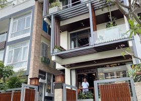 Bán biệt thự khu trung tâm PMH, mới 100% vô ở ngay, DTSD 500m2 hầm 3 lầu st, Bắc, 39tỷ - 0909865538 7492300