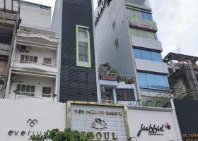 Bán khách sạn mặt tiền đường Nguyễn Chí Thanh chỉ 23.5 tỷ, 19 phòng đang kinh doanh , Quận 11. 7543619