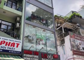 Gia đình định cư Mỹ bán lại căn nhà tại đường Bàu Bàng P.13 - Tân Bình 6x29m Giá : 20 tỷ tl 7560230