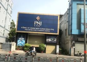 Bán gấp nhà Quận Tân Bình MT Đất Thánh, DT: 11x28m, cấp 4, giá 36 tỷ, LH: 0909575282 7578431