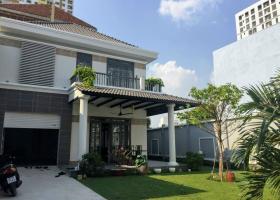 Bán villa đẹp nở hậu đường 64 phường Thảo Điền Quận 2, DT 308 m2. 7582244
