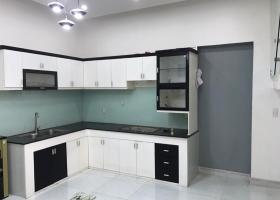Nhà hẻm 261 đình phong phú diện tích 80m đúc 2 lầu gần chợ 7586530