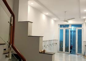 Bán nhà hẻm 4M Ông ÍCh Khiêm P14 Quận 11 - 45m2 3 tầng đúc - 5,2 tỷ có bớt thêm 7608740