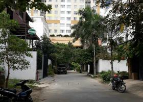 Chính chủ cấn bán gấp căn nhà đường Nguyễn Cửu Vân hẻm 10m, cạnh quận 1. DT: 6.2x20 giá 24 tỷ TL 7627244