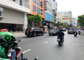 Bán gấp mặt tiền Lê Quang Định Bình Thạnh, 140m2(4x35), ngay chợ Bà Chiểu giá 26 tỷ. 7666584