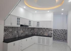 Bán nhà mặt tiền Phó Đức Chính, 95m2, ngay sát Quận 1 và Phú Nhuận, giá 14 tỷ. 7709683