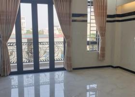 Bán căn hộ dịch vụ mặt tiền Nguyễn Duy Cung, 134m2, 5 tầng, 20 phòng, 13.5 tỷ. 7804607