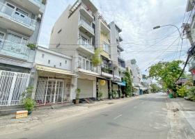 Bán nhà c4 đường số 9M Khu Cư xá Ngân Hàng P Tân Thuận tây Quận 7. - Dt: 4x23m. Giá: 13 tỷ 7889412