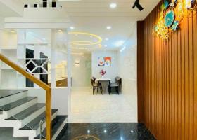 Nhà mới đẹp, khu VIP sau lưng chung cư Dream Home 2, 4x16m, trệt lửng 3 lầu sân thượng, đường 10m 7905792