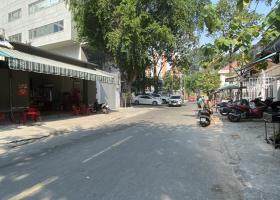 Mặt tiền đường Nguyễn Gia Thiều, P6, Quận 3. DT: 20m x 23m, 460m2, vuông vức, trệt, 1 lầu. 7908998