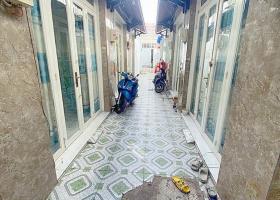 Chính chủ gửi bán gấp nhà hẻm 180 Bùi Văn Ba P. Tân Thuận Đông Quận 7. 7977254
