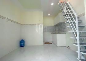 Chính chủ gửi bán gấp nhà hẻm 180 Bùi Văn Ba P. Tân Thuận Đông Quận 7. 7977254